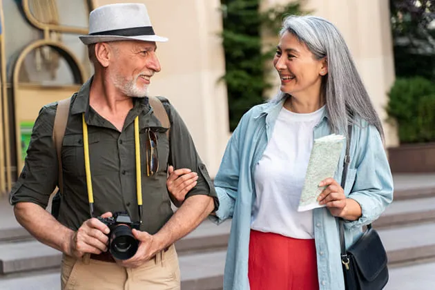 How to Find and Hire a Travel Companion for Elderly